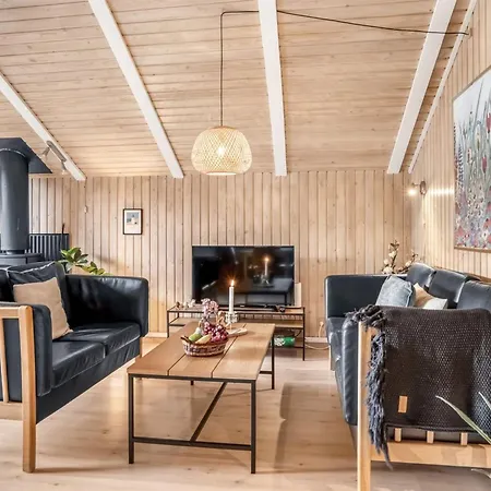 Seda - 600m From The Sea By Interhome